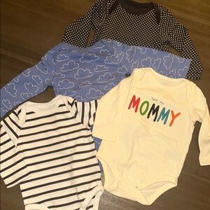 Set of 4 Gap baby bodysuits